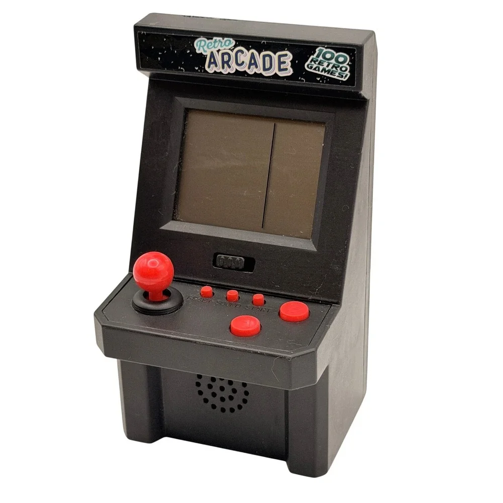 Retro Arcade Mini Handheld Console 100 Retro Games Black Red Portable Video Game